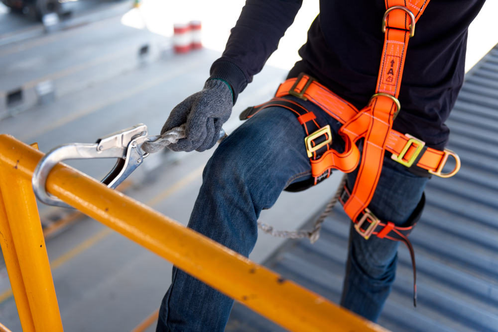Safety Harness (Why Are There So Many Fatal Workplace Falls (And What Can We Do To Prevent it)