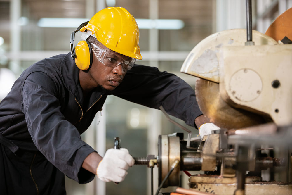 How to Protect Your Workers with Personal Protective Equipment